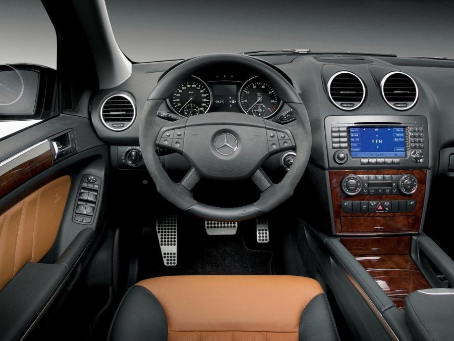  Mercedes-Benz CM50 by Carlsson 2011 года  (фото 2 из 5)